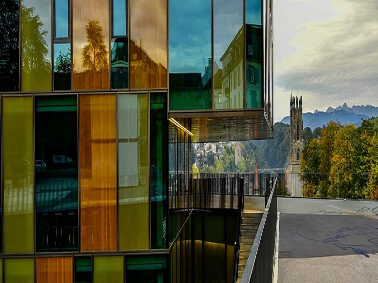 Bâtiment E Esplanade, Remparts 5, Fribourg