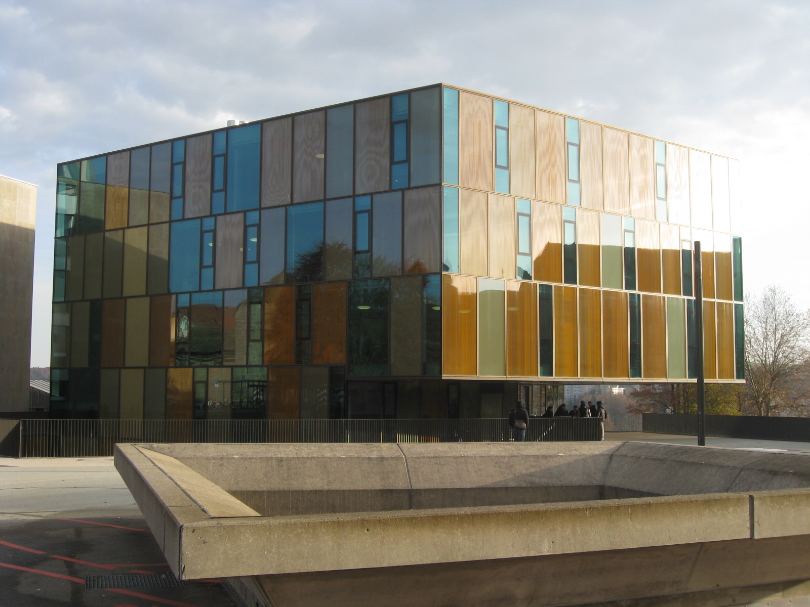 Bâtiment E, Remparts 5, Fribourg