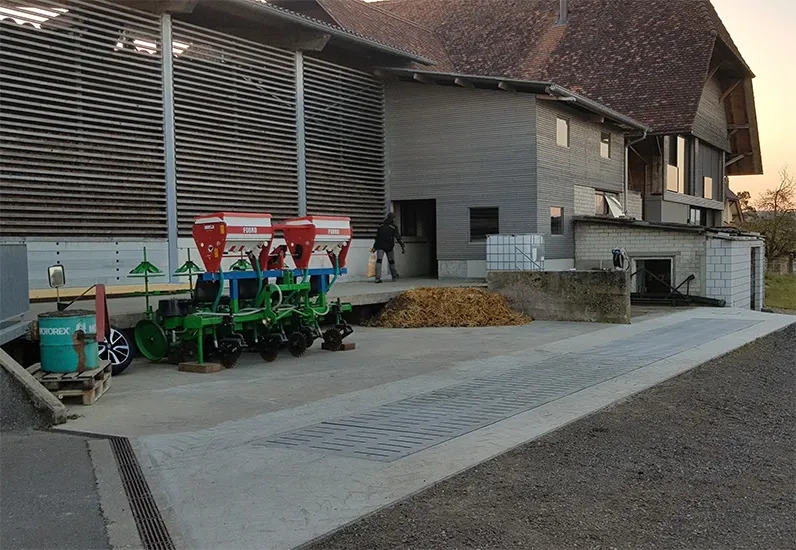 Place de lavage et de remplissage de pulvérisateurs
