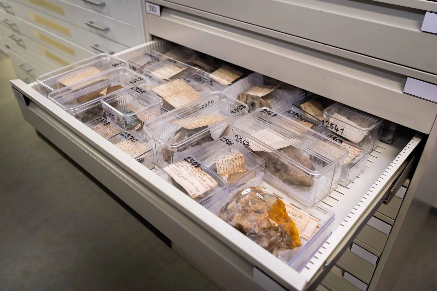 Pièces diverses de la collection Fontaine