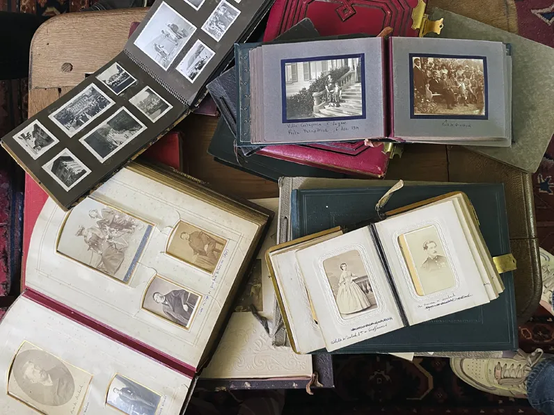 Recensement audiovisuel fribourgeois, des trésors ressortent des greniers