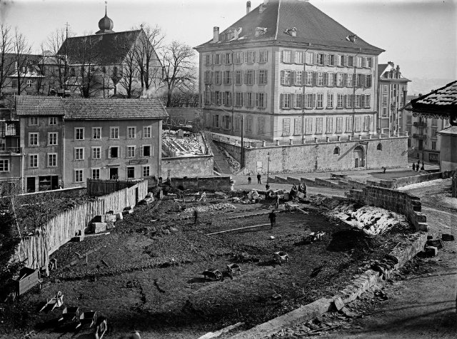 Travaux précédant la construction de la BCU en haut du Varis, Fribourg, 1907-1908