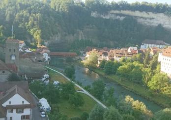 Luftbild von der Saane und der Bernbrücke