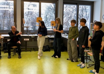 photo d'une classe participant à l'atelier On Joue