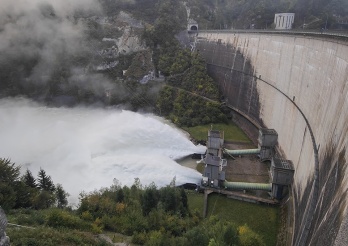 Barrage de Rossens, crue artificielle 2025