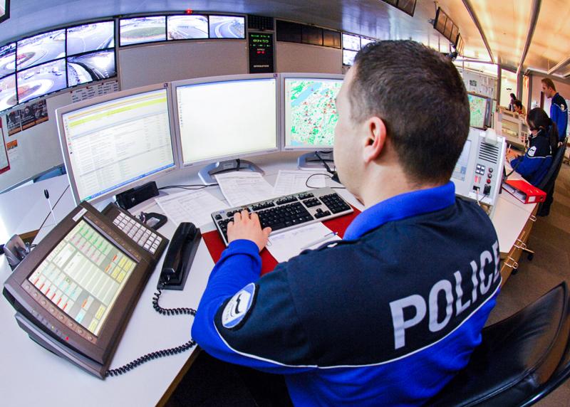 Police cantonale Fribourg - Centre d'engagement et d'alarmes (CEA)