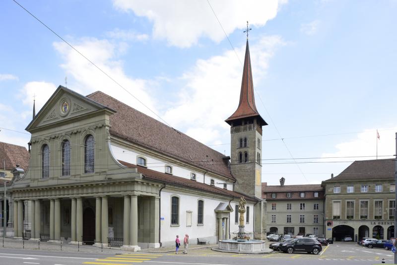 Basilique Notre-Dame à Fribourg, la plus ancienne église de la ville, remontant au 1er tiers du XIIIe s., habillage néoclassique et façade-écran, 1785-1787, restaurée par étapes en 1994-2011.