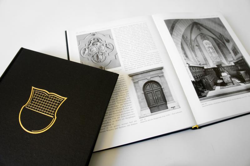 Les fameux « volumes noirs » de la série « Les Monuments d’art et d’histoire de la Suisse » 
