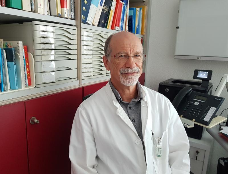 Dr. André Schaub, zuständiger Arzt des Pflegeheims Gibloux und Allgemeinarzt in Posieux
