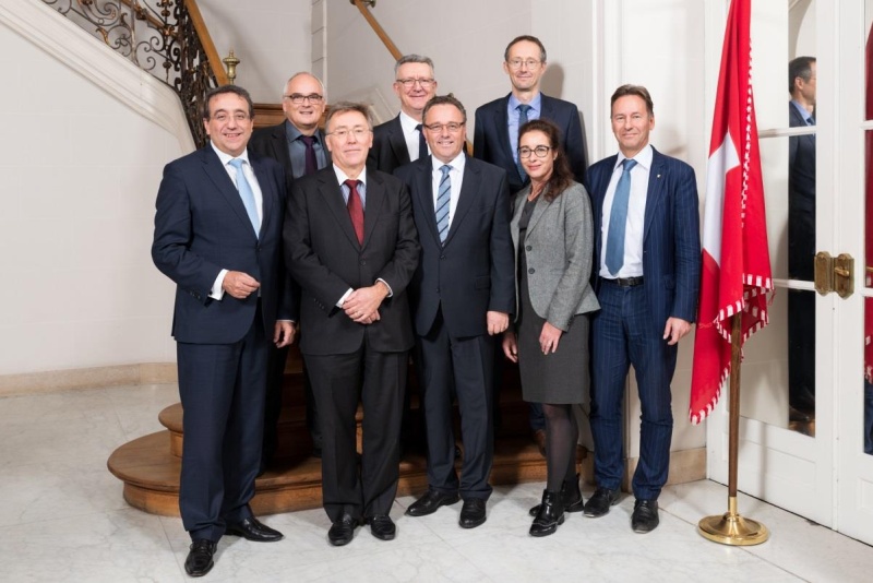 Die Vertreter der Kantone in der Westschweizer Regierungskonferenz und die WRK Generalsekretärin mit Bot-schafter Urs Bucher, Leiter der Schweizer Mission bei der EU