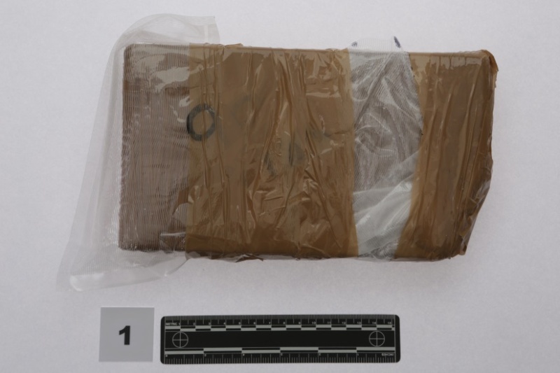 Un kilo de cocaïne saisie à la gare routière d’Estavayer-le-Lac / Am Busbahnhof in Estavayer-le-Lac wurde ein Kilo Kokain sichergestellt