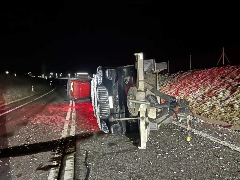 Un 4x4 et sa remorque se couchent sur le flanc et fait deux blessés à Bulle