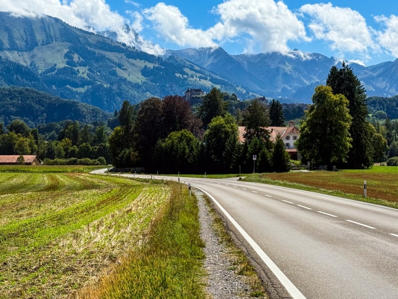 Strecke zwischen Epagny und La Tour-de-Trême