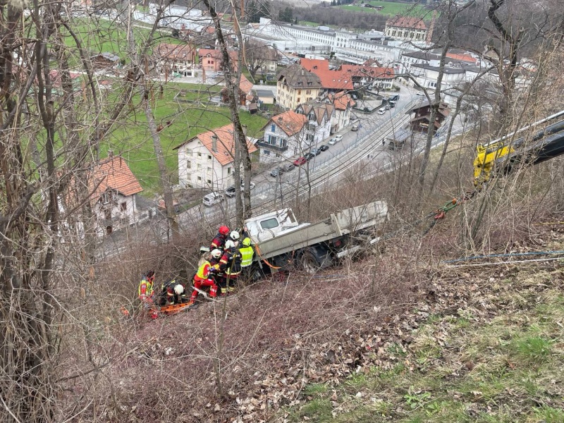Un conducteur blessé dans un accident de la circulation à Broc