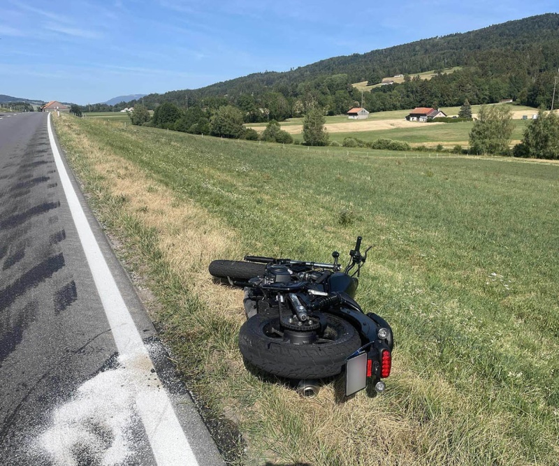 Un motocycliste blessé à Semsales