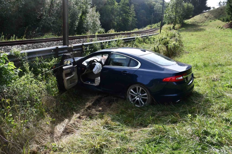 Un conducteur blessé dans une embardée à Pensier