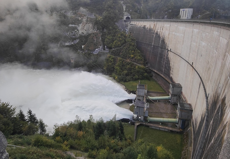 Barrage de Rossens, crue artificielle 2025