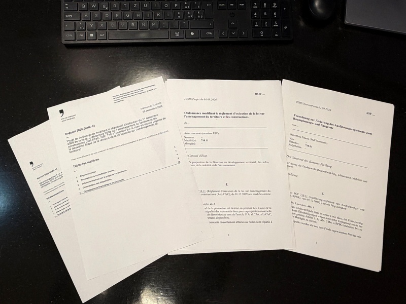 Ordonnance et rapport modifiant le règlement d'exécution de la loi sur l'aménagement du territoire et les constructions