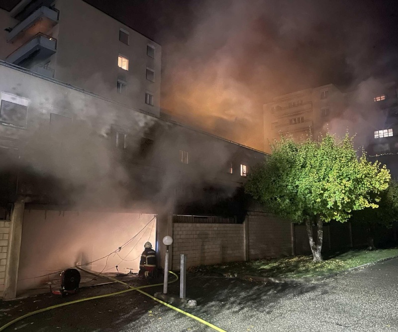Incendie dans un garage souterrain à Fribourg